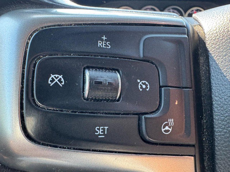 Used 2020 Chevrolet Silverado 1500 LT w/ All-Star Edition AWD/4WD image 17