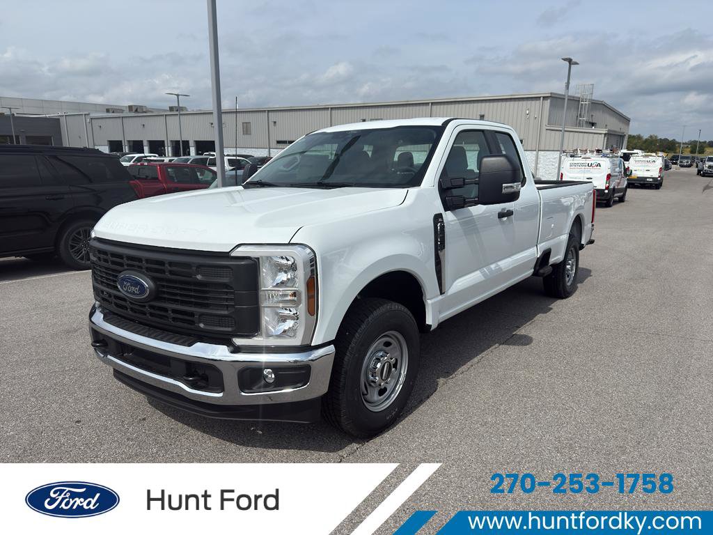 New 2025 Ford F350 XL w/ XL Chrome Package