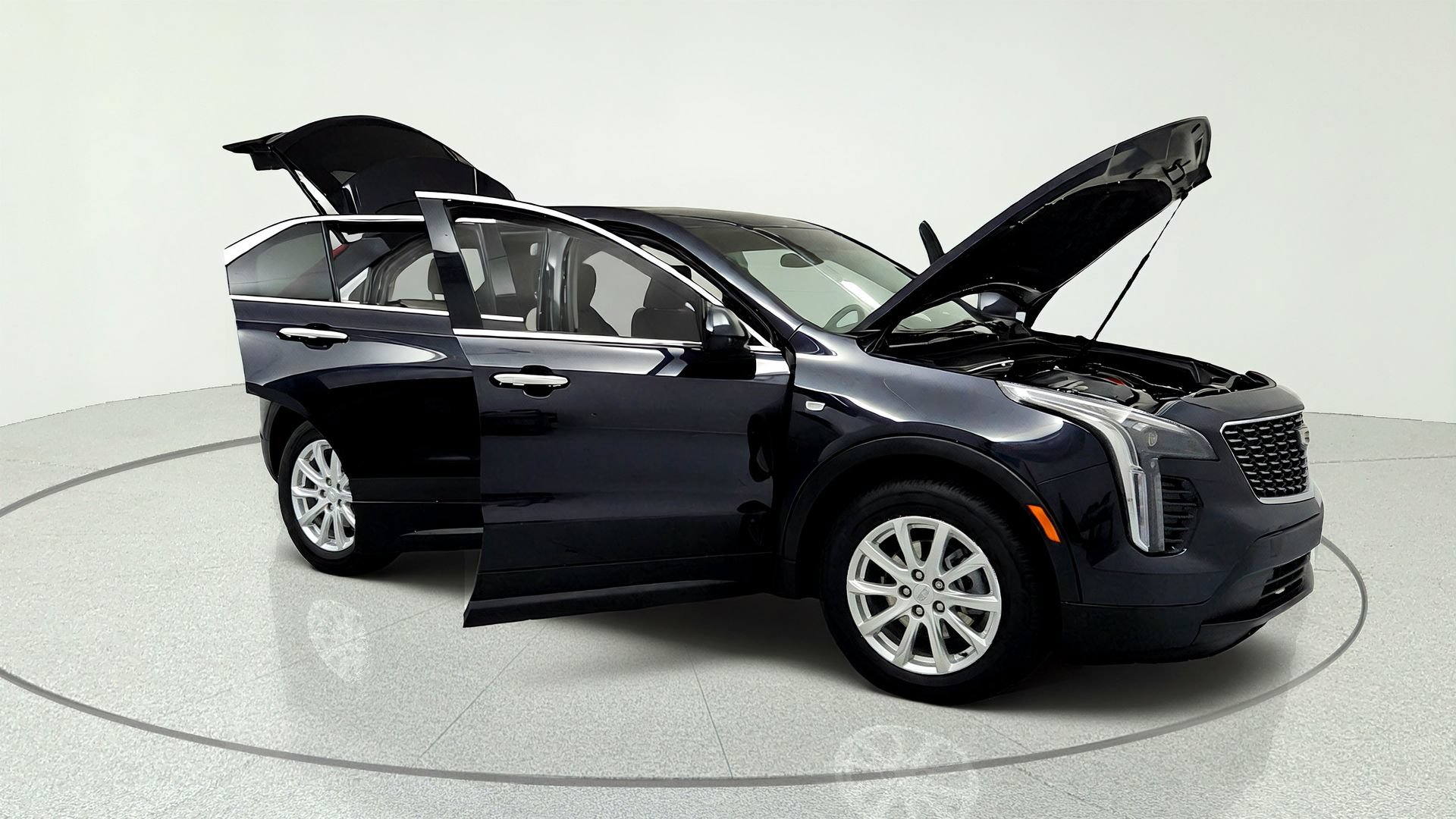 Certified 2023 Cadillac XT4 Luxury w/ Cold Weather Package FWD image 14
