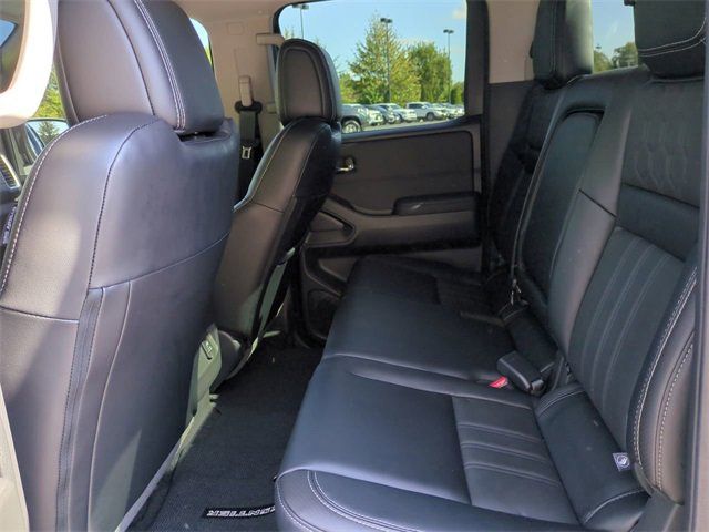 Used 2024 Nissan Frontier SL w/ Technology Package image 13