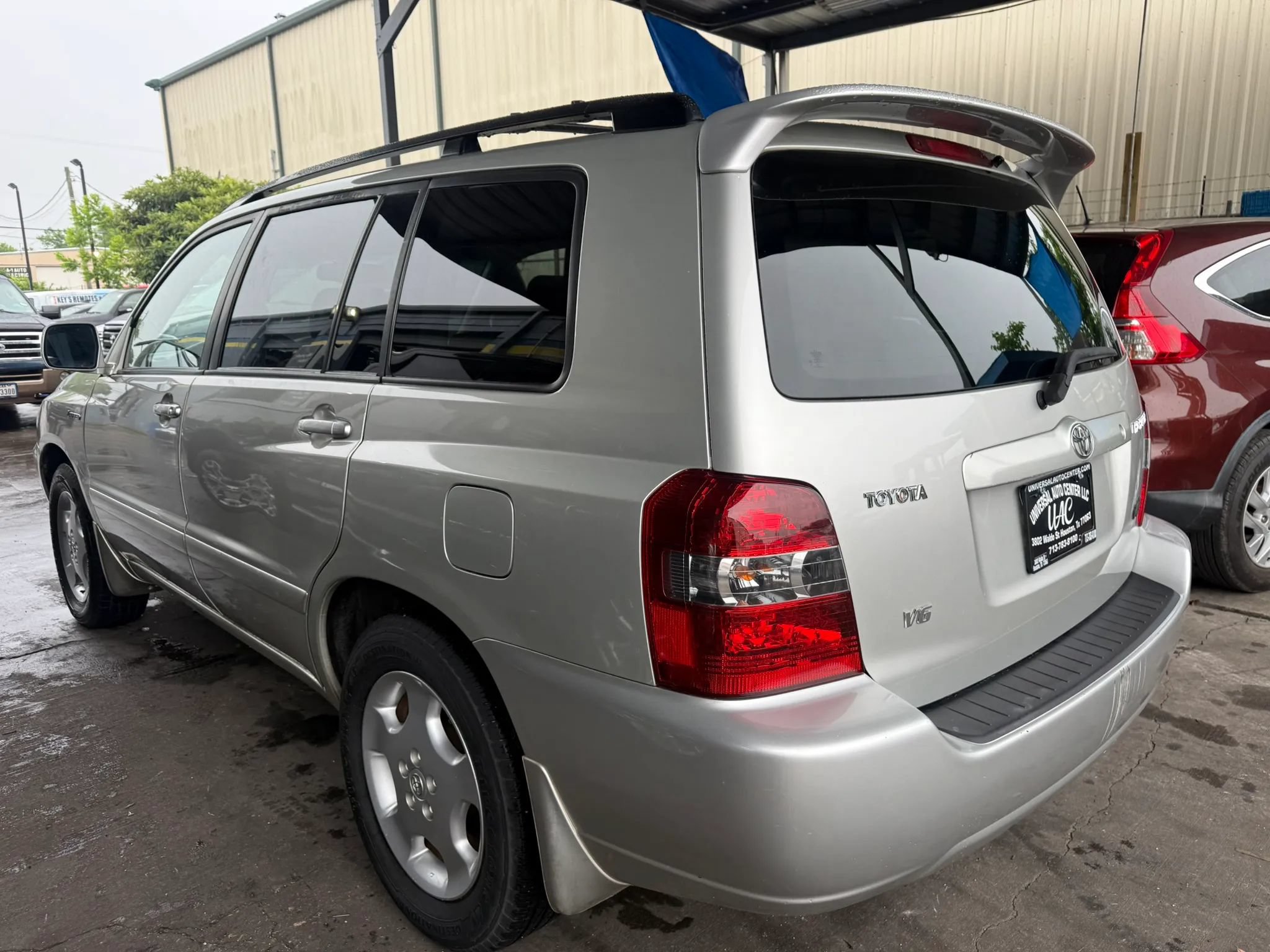 Used 2004 Toyota Highlander Limited FWD image 4