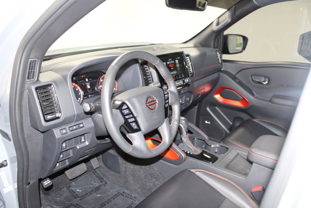Used 2023 Nissan Frontier Pro-X w/ Pro-X Premium Package image 23