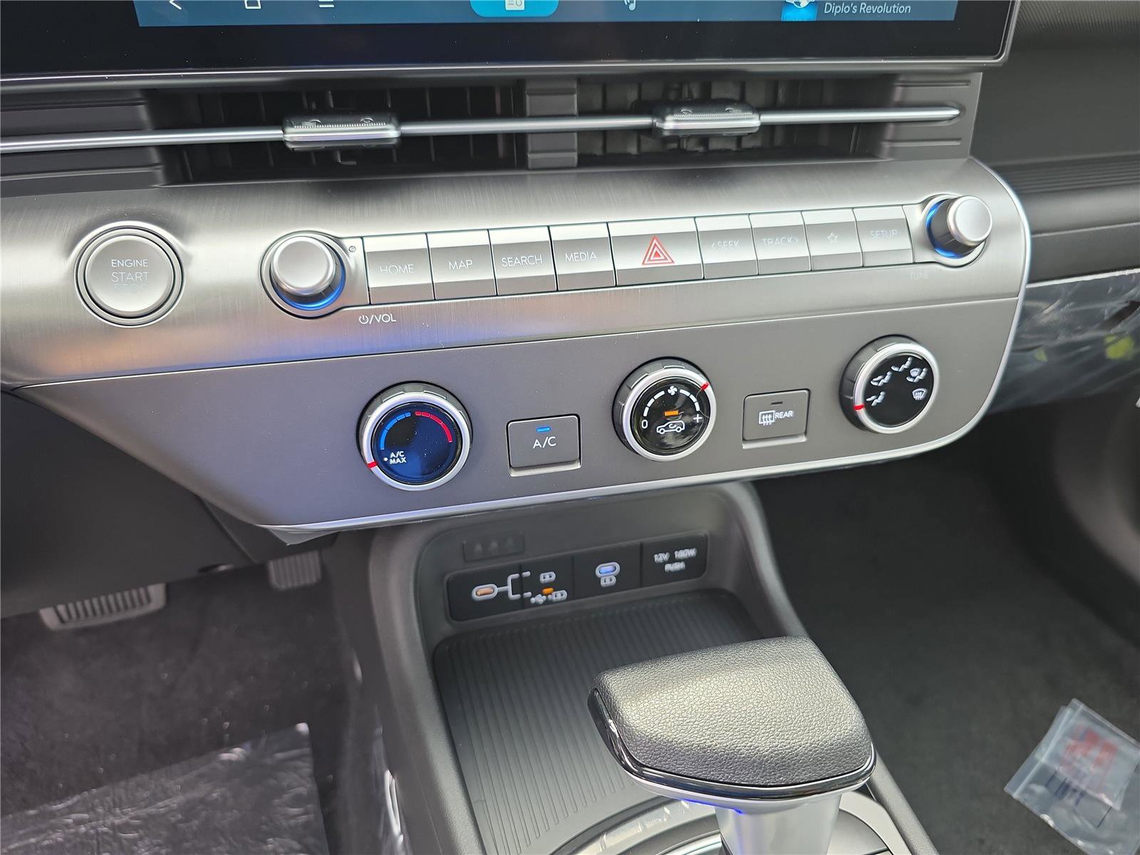 New 2026 Hyundai Kona SE AWD/4WD image 17