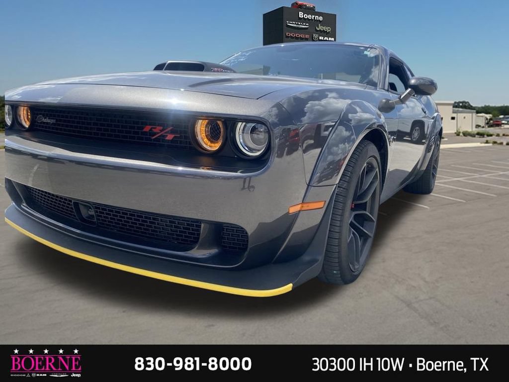 Used 2022 Dodge Challenger R/T Scat Pack RWD image 3