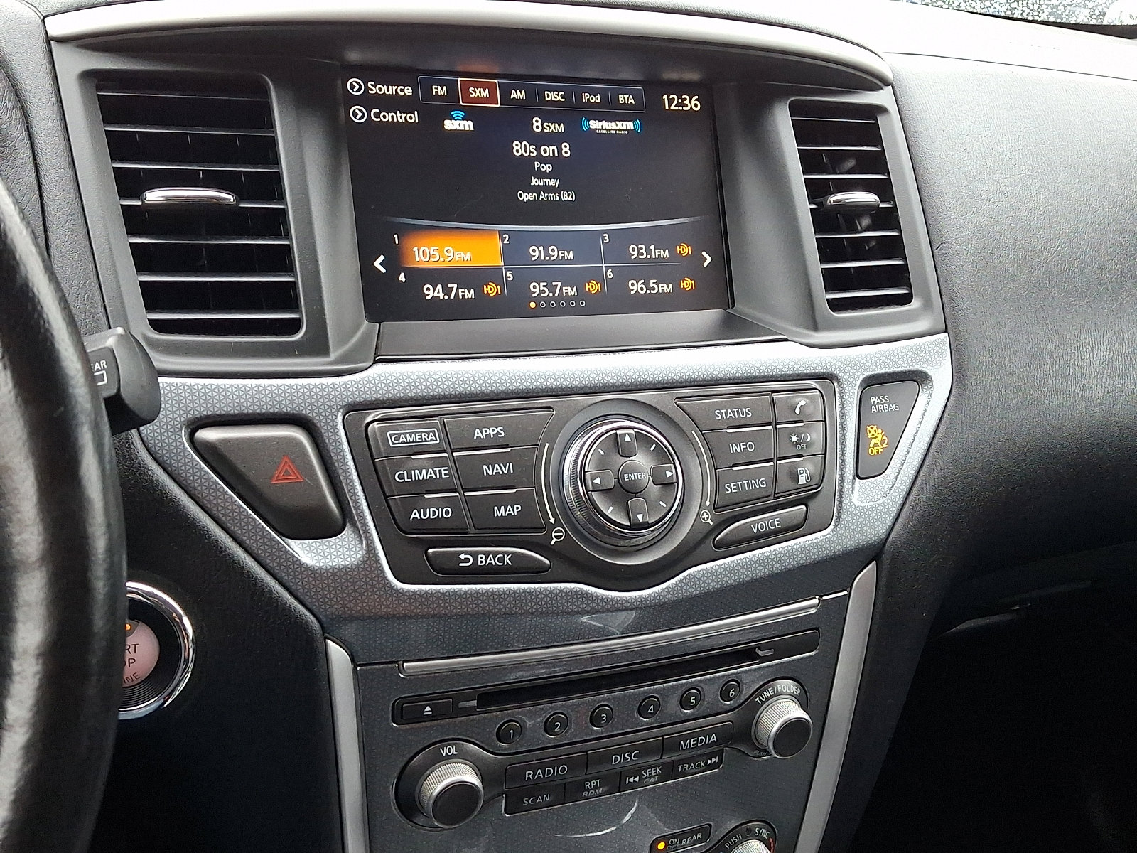 Used 2019 Nissan Pathfinder SL AWD/4WD image 19