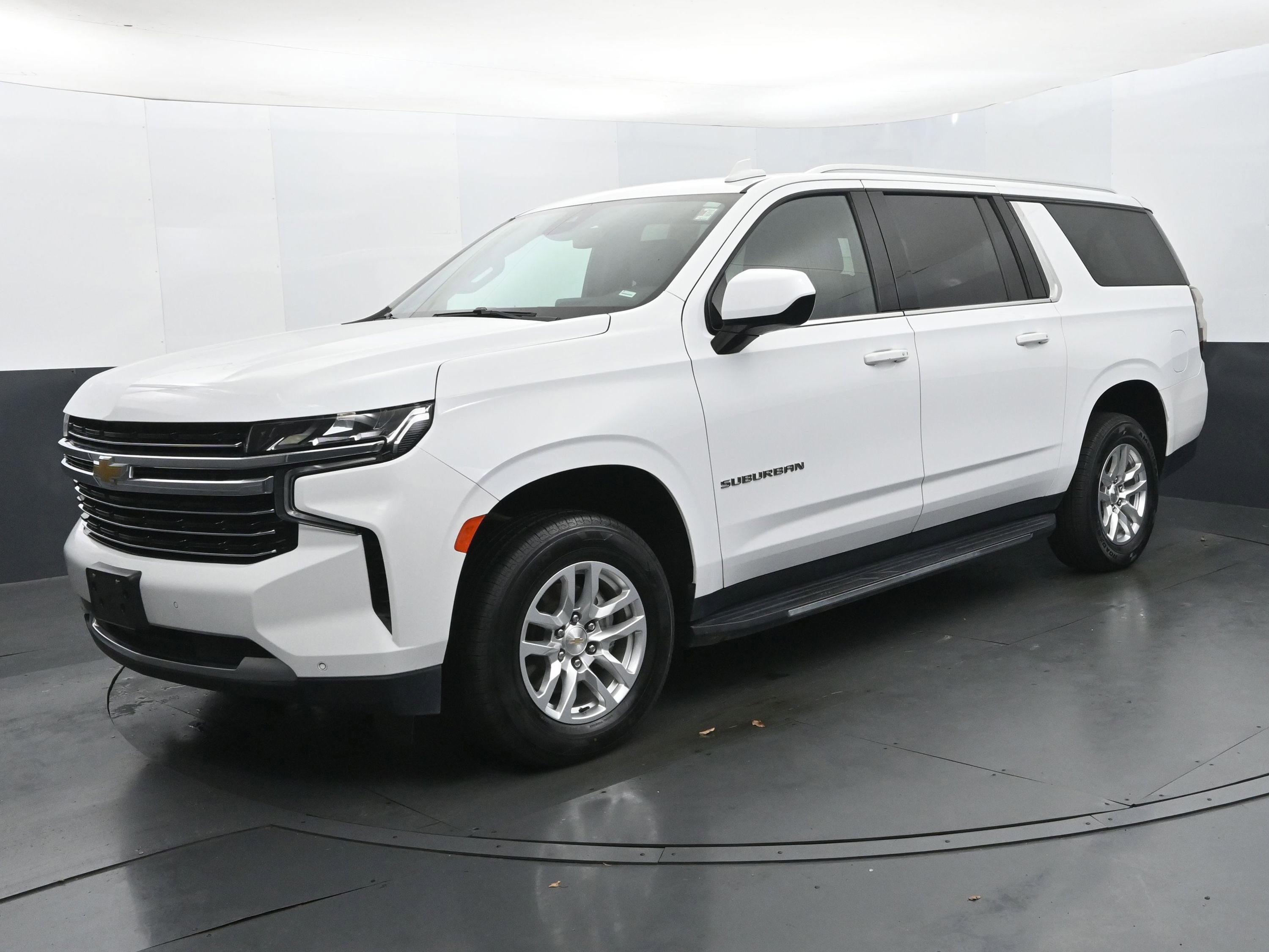 Used 2024 Chevrolet Suburban LT