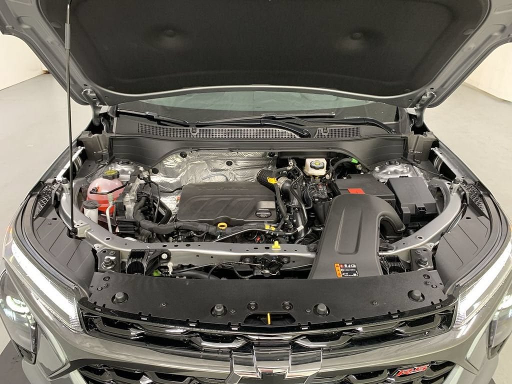 New 2026 Chevrolet Trax RS w/ Driver Confidence Package FWD image 10