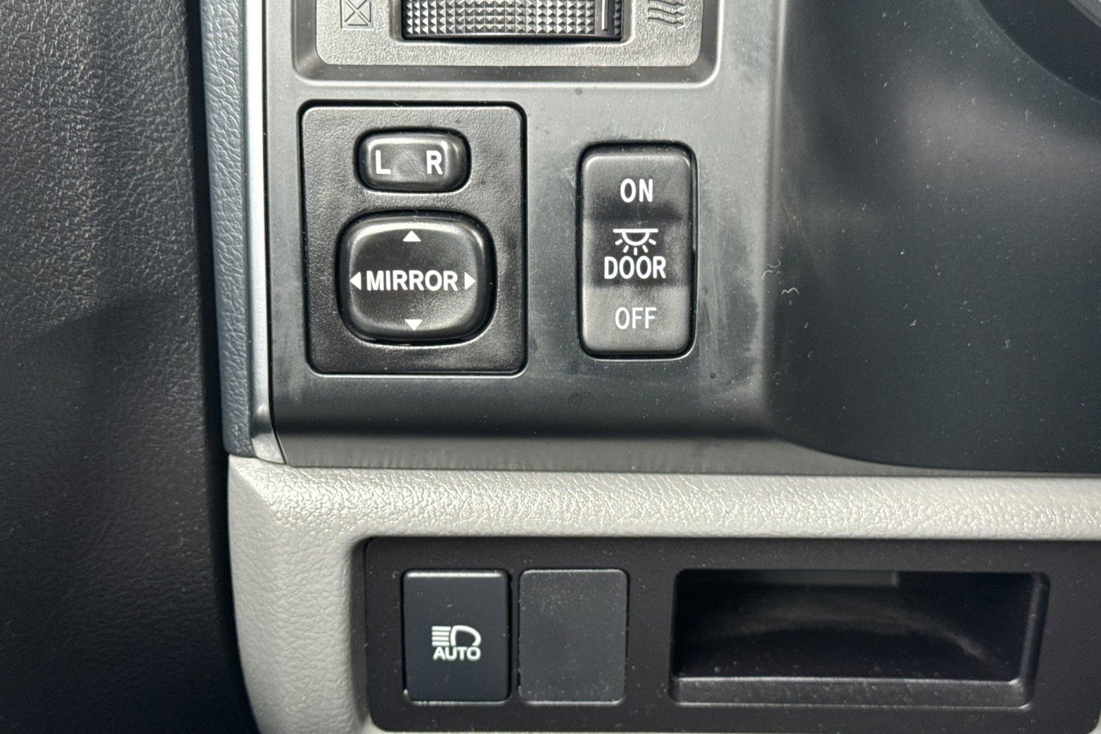 Certified 2018 Toyota Sequoia SR5 w/ Preferred Accessory Package RWD image 32
