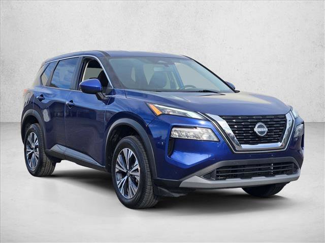 Used 2023 Nissan Rogue SV image 3