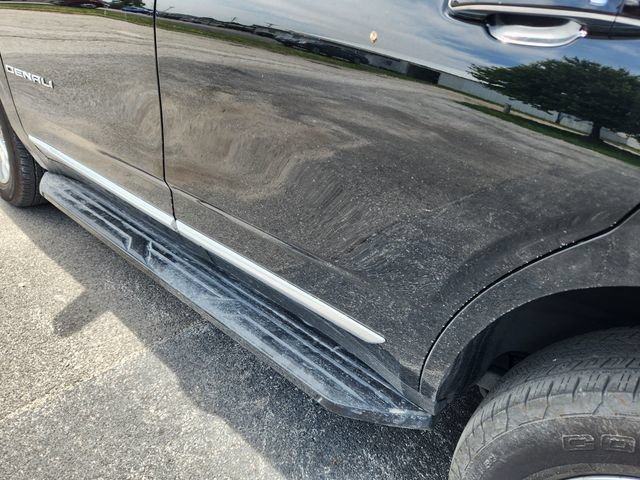 Used 2025 GMC Yukon Denali AWD/4WD image 7