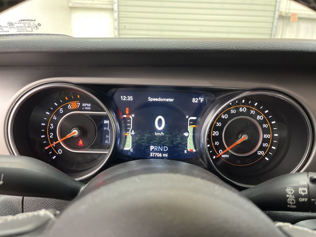 Used 2021 Jeep Wrangler Sport AWD/4WD image 16