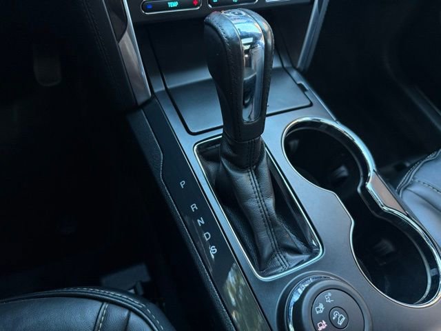 Used 2017 Ford Explorer Platinum image 23