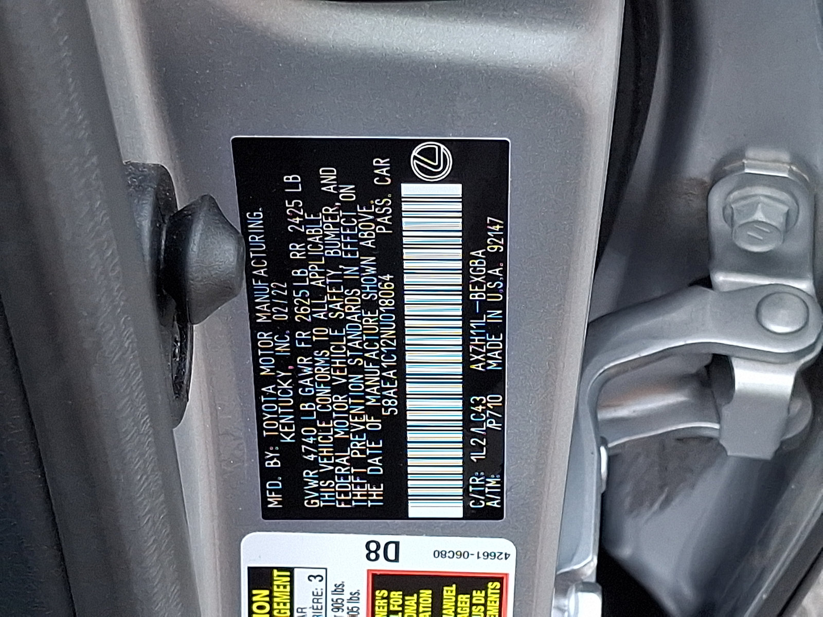 Certified 2022 Lexus ES 300h w/ Accessory Package 2 FWD image 29