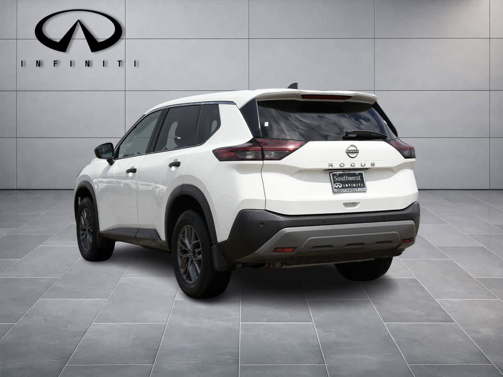 Used 2023 Nissan Rogue S FWD image 5