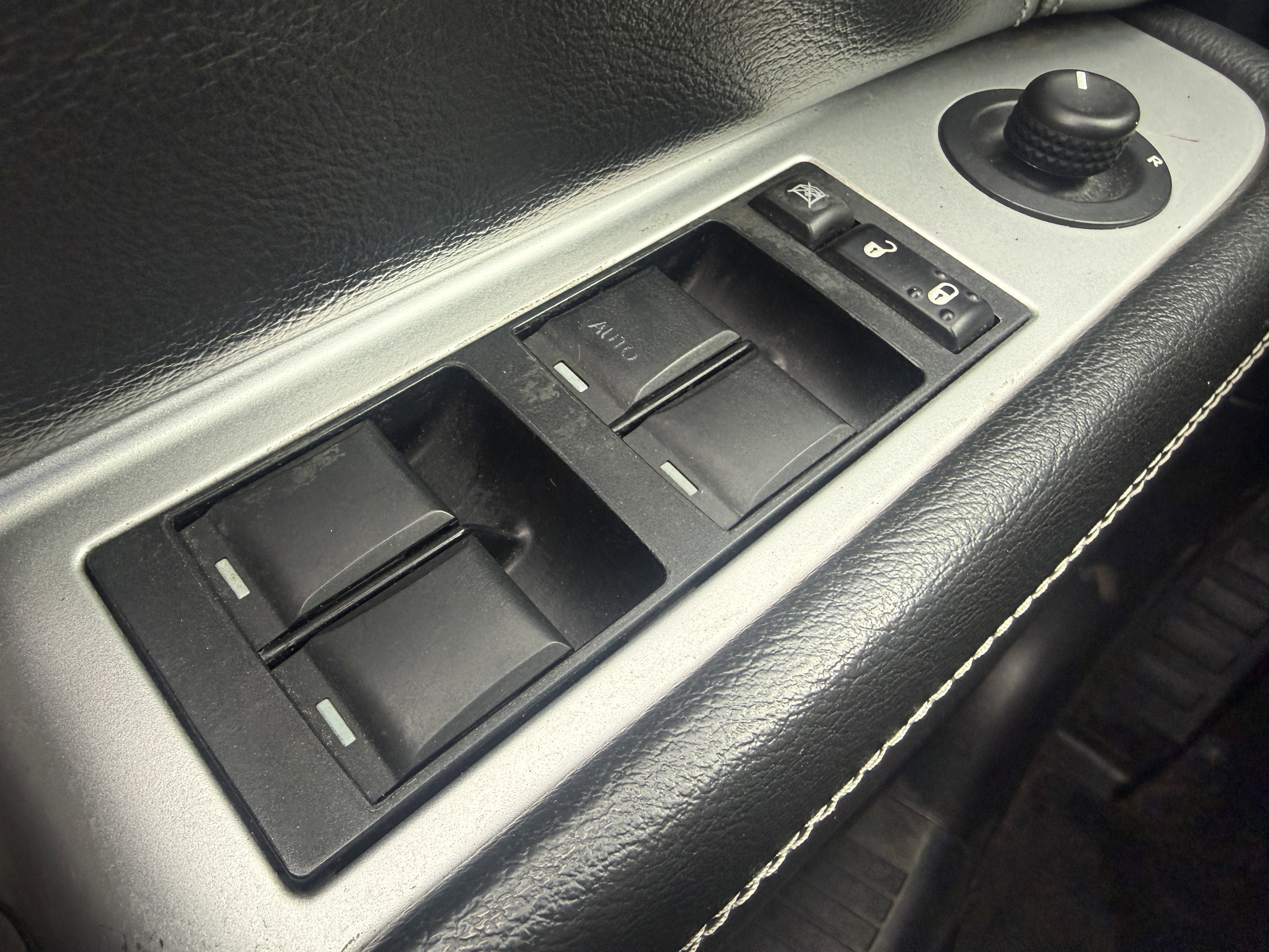 Used 2014 Jeep Compass Latitude image 26