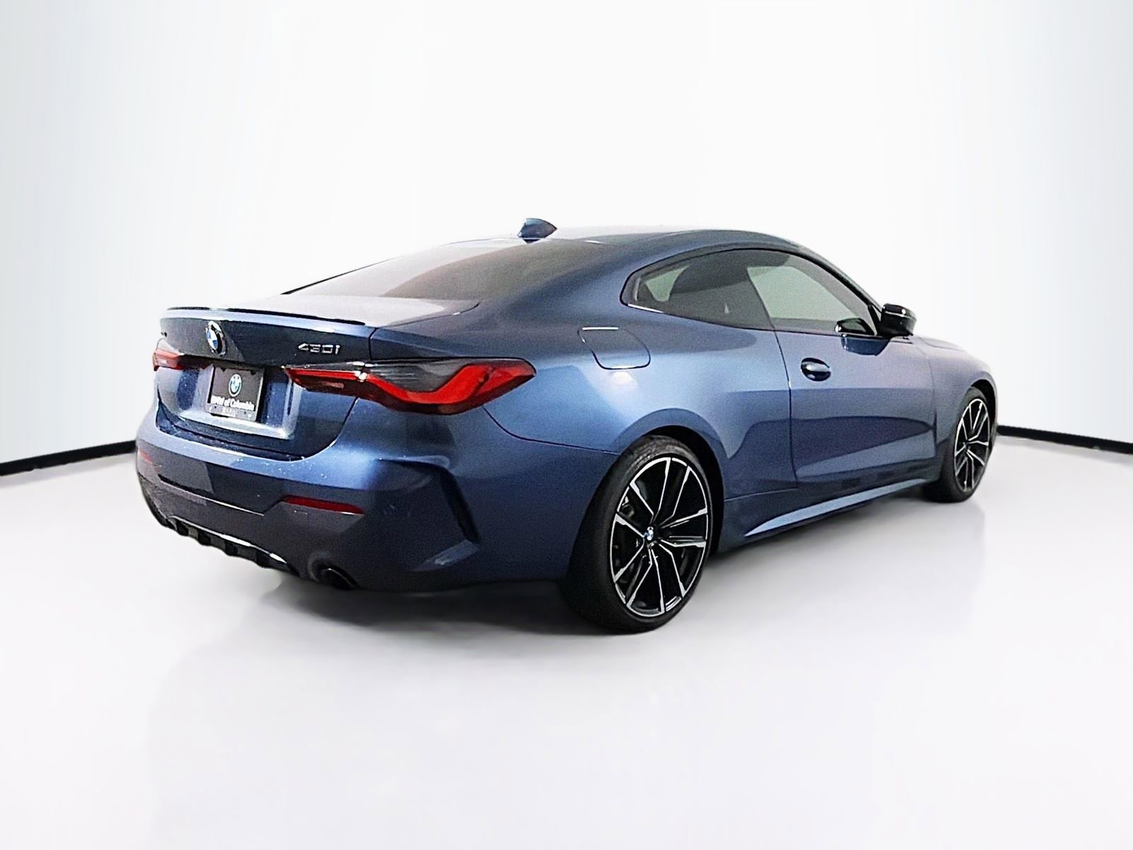 Used 2022 BMW 430i xDrive Coupe w/ M Sport Package image 7