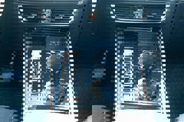 New 2026 Volkswagen Atlas Cross Sport SE image 33