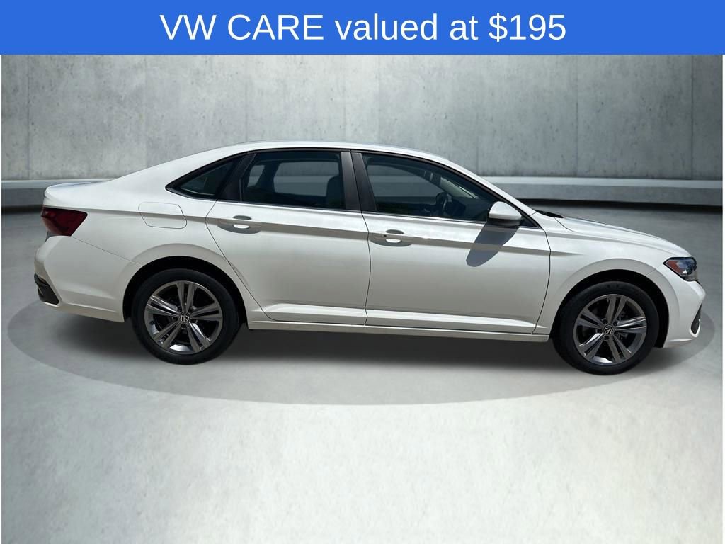 Used 2023 Volkswagen Jetta SE FWD image 8