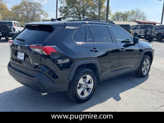 Used 2023 Toyota RAV4 XLE image 7