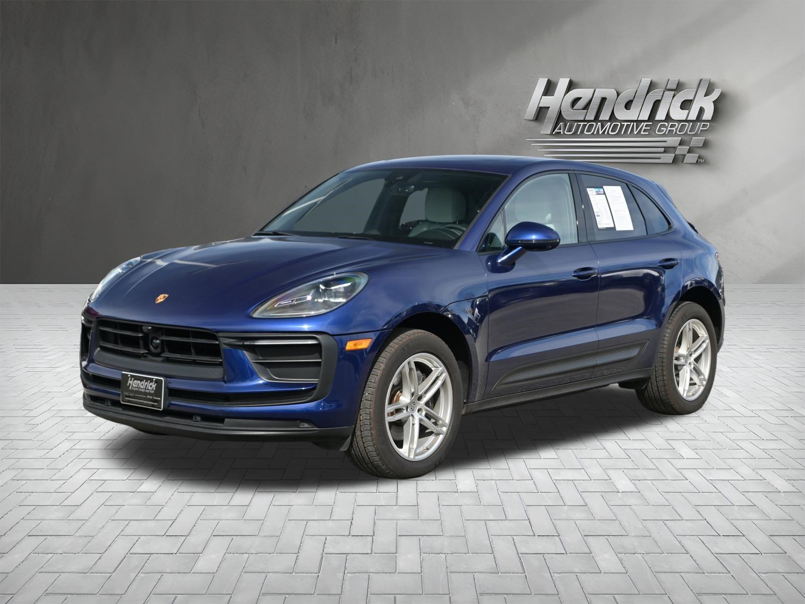 Used 2024 Porsche Macan w/ Premium Plus Package image 8