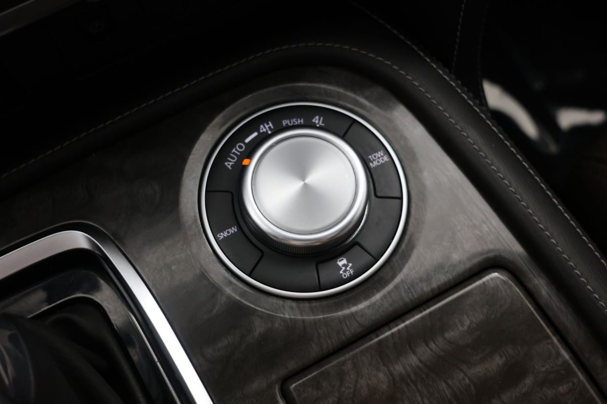 Used 2023 Nissan Armada Platinum AWD/4WD image 32