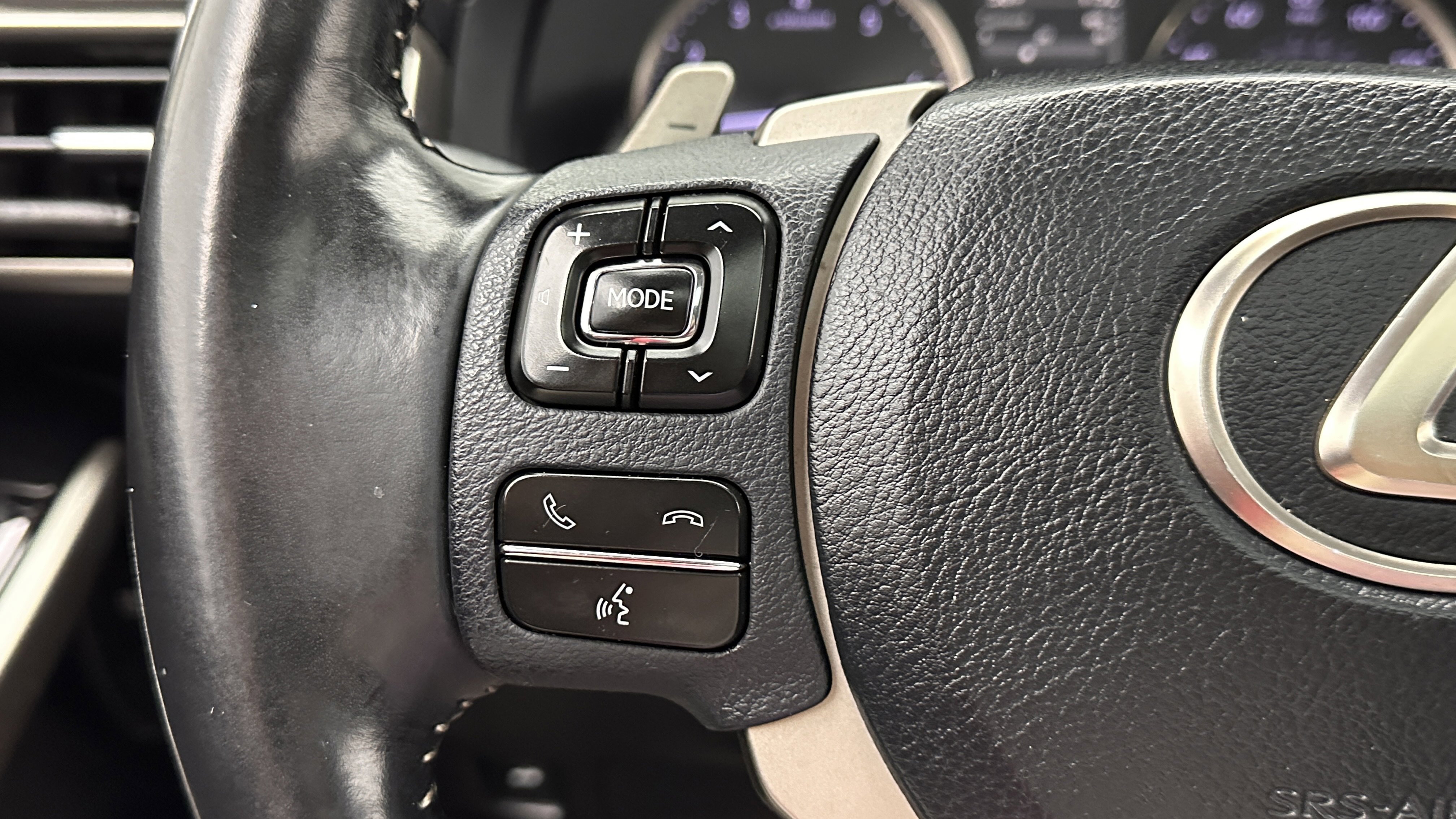 Used 2019 Lexus IS 300 w/ Accessory Package 2 image 21