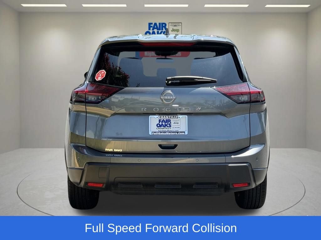 Used 2025 Nissan Rogue SV FWD image 9