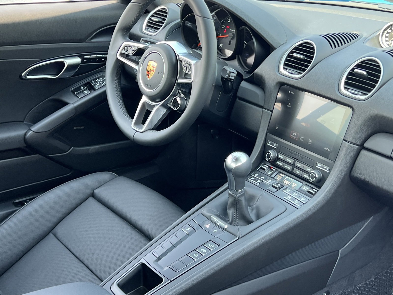 New 2025 Porsche 718 Cayman image 14