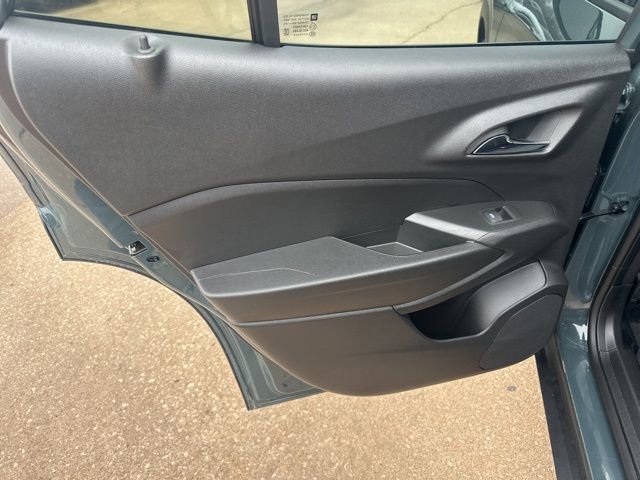 Used 2025 Chevrolet Trax LT image 21