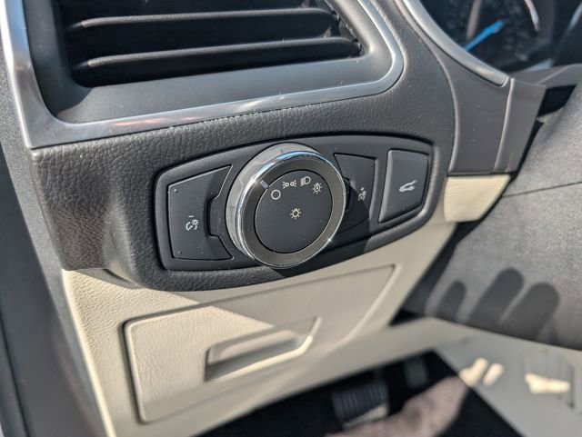 Used 2017 Ford Edge Titanium w/ Equipment Group 301A image 16