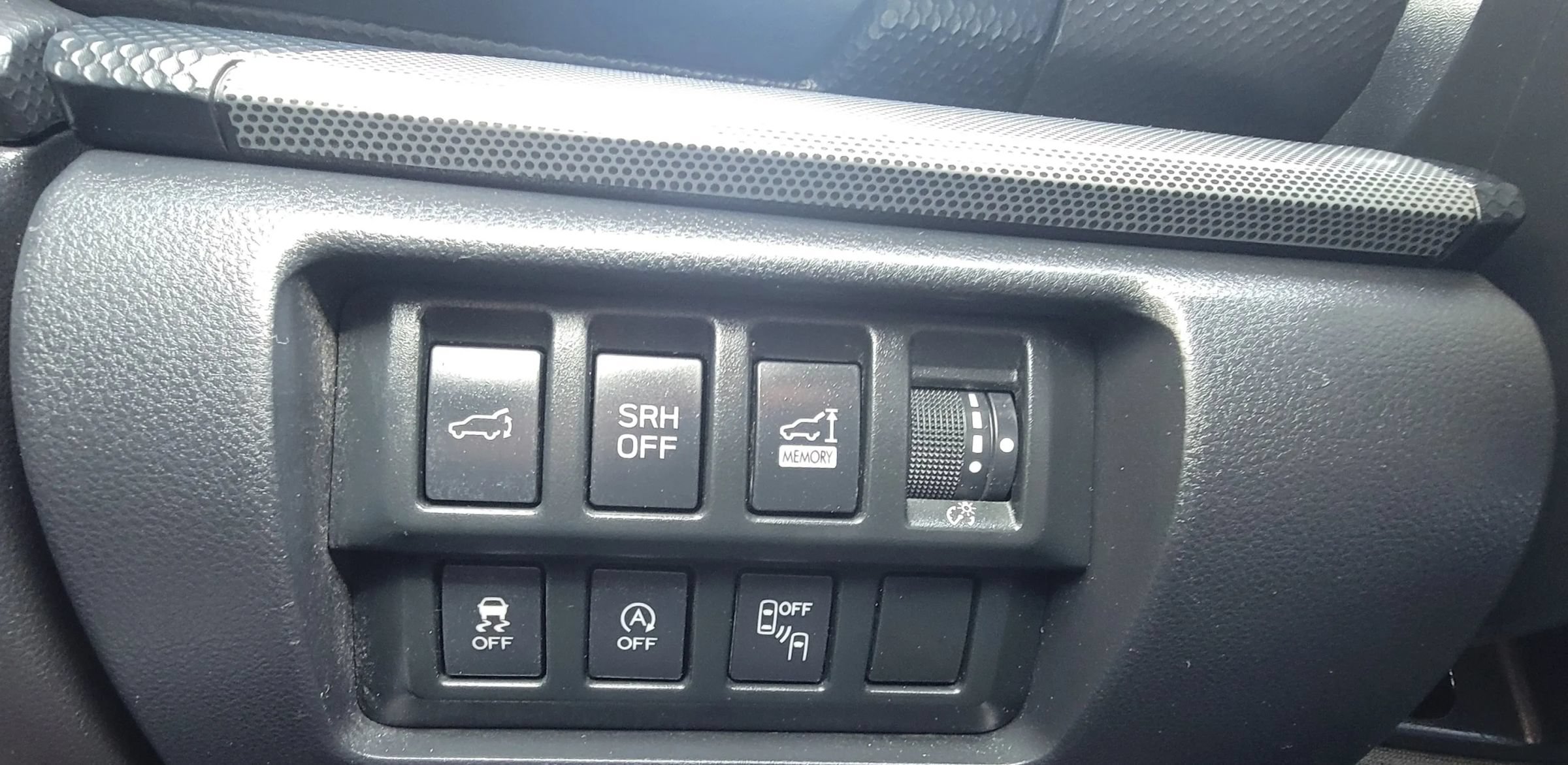 Used 2019 Subaru Forester Limited AWD/4WD image 17