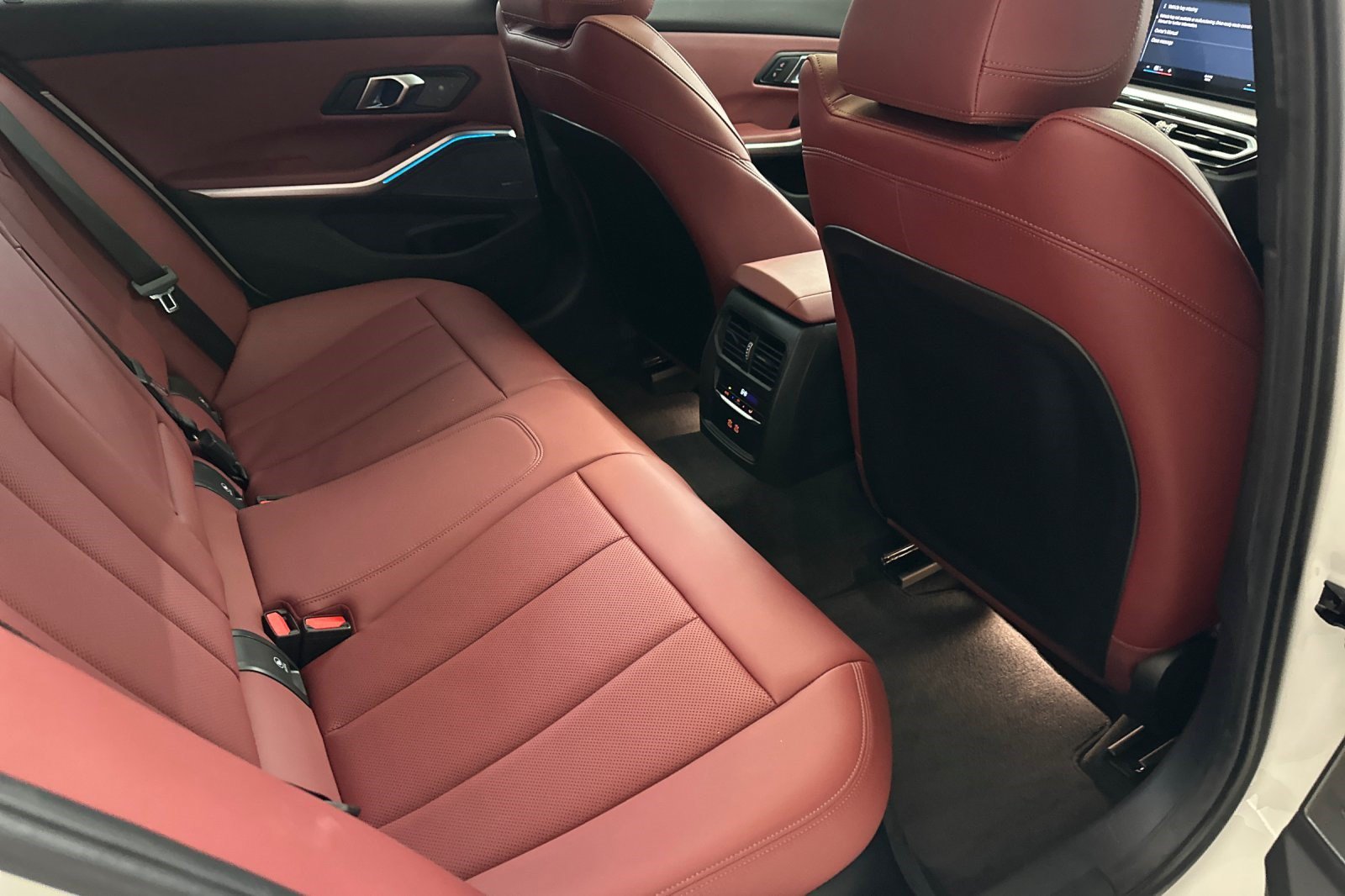 Used 2024 BMW M340i w/ Premium Package RWD image 34