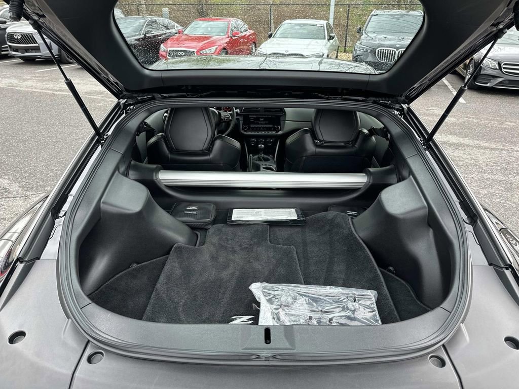 Used 2024 Nissan Z Performance w/ Floor Mat Package image 32