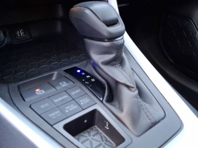 Certified 2024 Toyota RAV4 XLE image 16