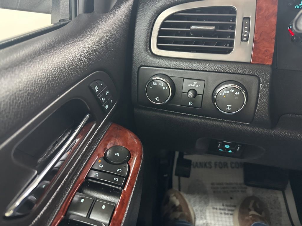 Used 2012 Chevrolet Tahoe LTZ image 40