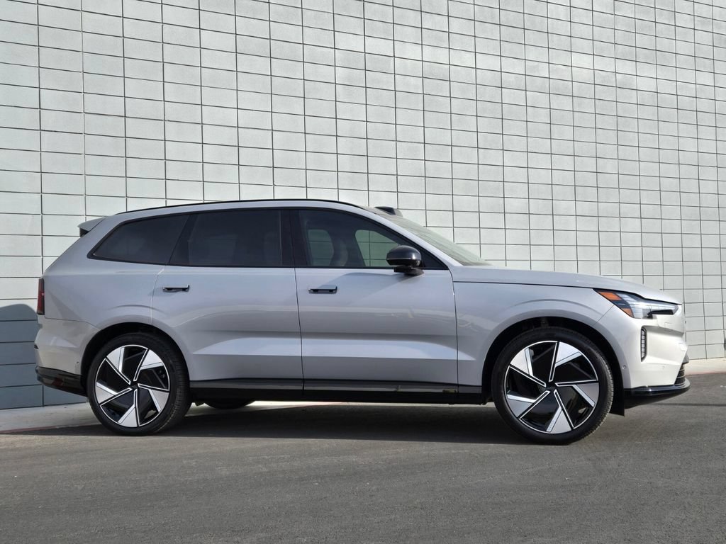 New 2025 Volvo EX90 Ultra AWD/4WD image 4