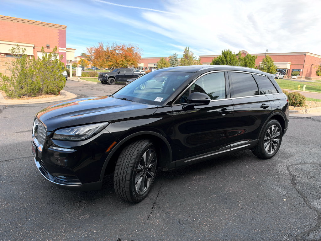 Used 2020 Lincoln Corsair Reserve w/ Elements Package AWD/4WD image 4