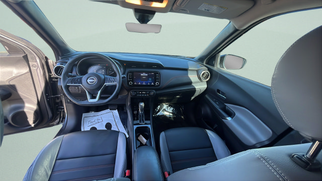 Used 2023 Nissan Kicks SR w/ SR Premium Package FWD image 23