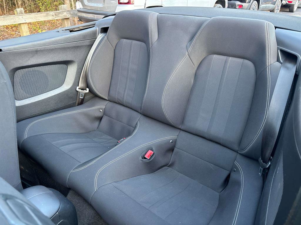 Used 2018 Ford Mustang Convertible w/ Equipment Group 101A image 8