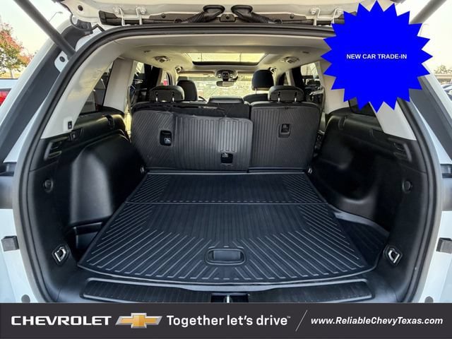 Used 2023 Jeep Grand Cherokee Limited w/ Black Appearance Package AWD/4WD image 33