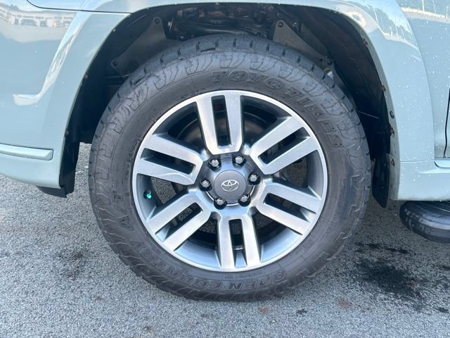 Used 2023 Toyota 4Runner TRD Sport AWD/4WD image 9