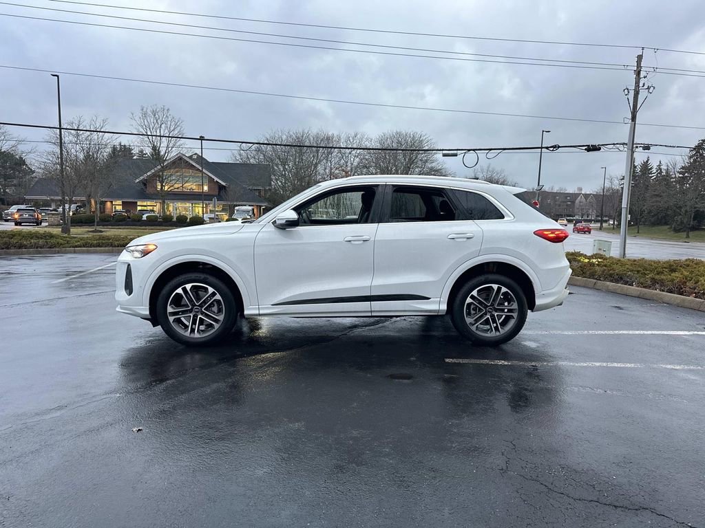 New 2025 Audi Q5 Premium image 4