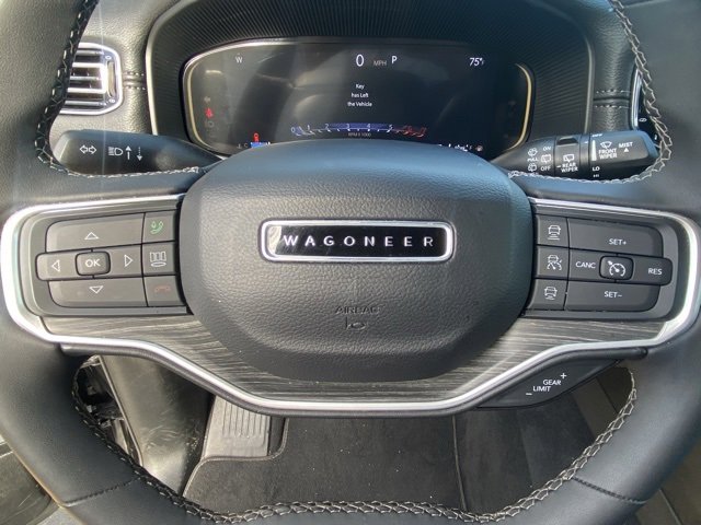 Used 2024 Jeep Wagoneer L Series II w/ Flexible Seating Group image 13