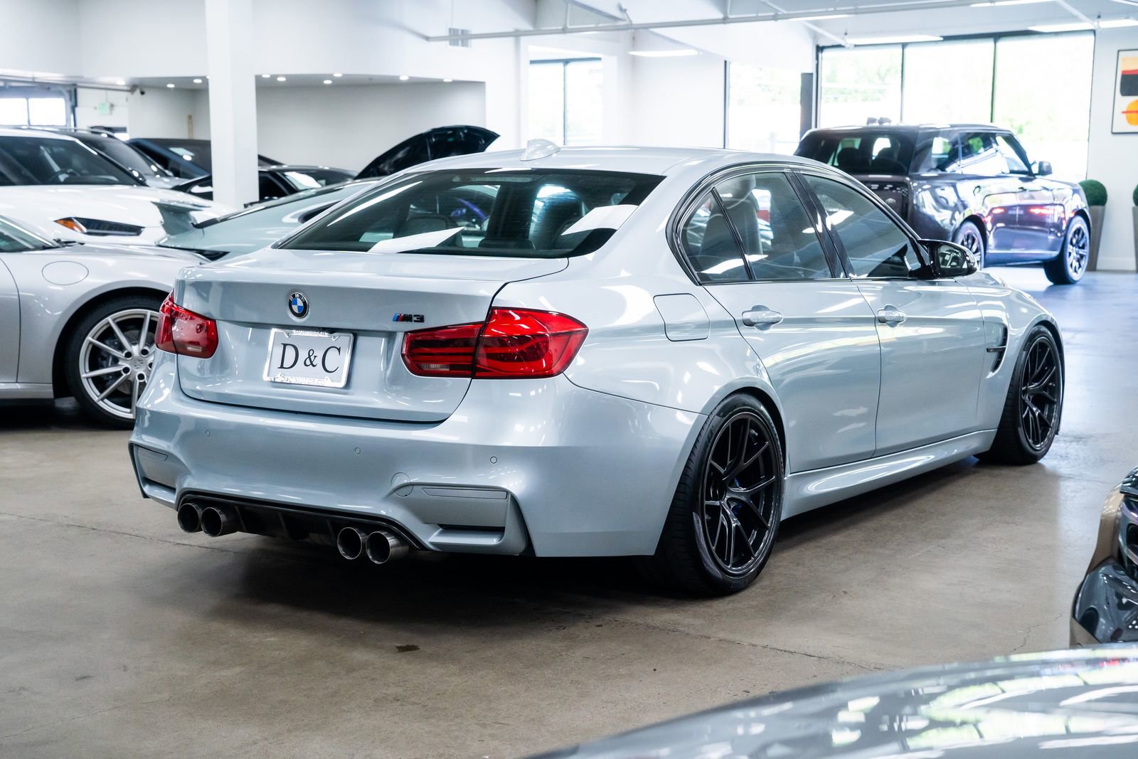 Used 2016 BMW M3 RWD image 8