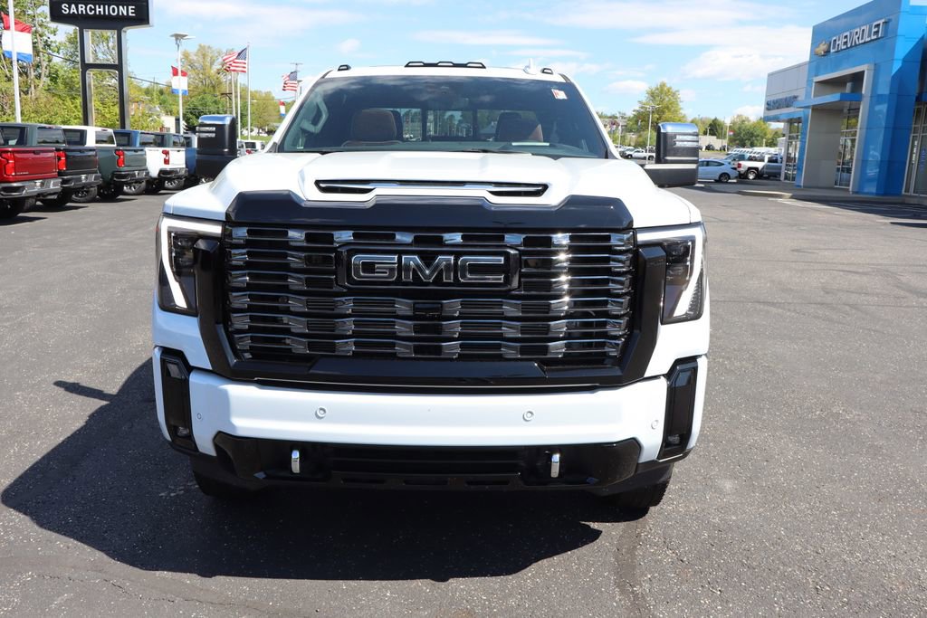 Used 2026 GMC Sierra 3500 Denali Ultimate AWD/4WD image 34
