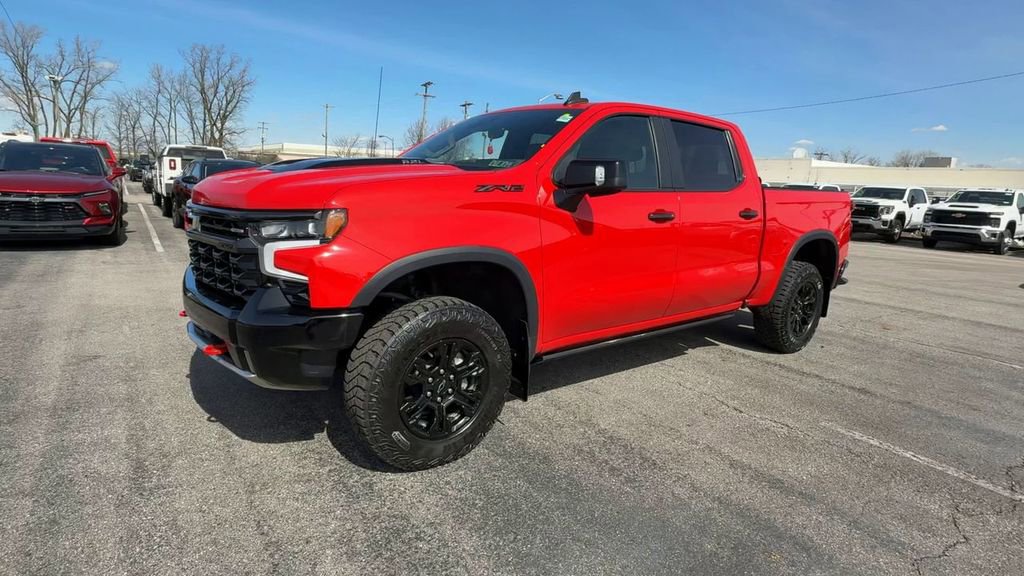 Used 2023 Chevrolet Silverado 1500 ZR2 w/ Technology Package image 4