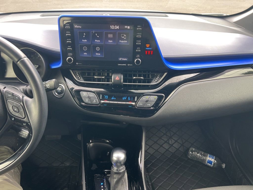Used 2021 Toyota C-HR XLE FWD image 10