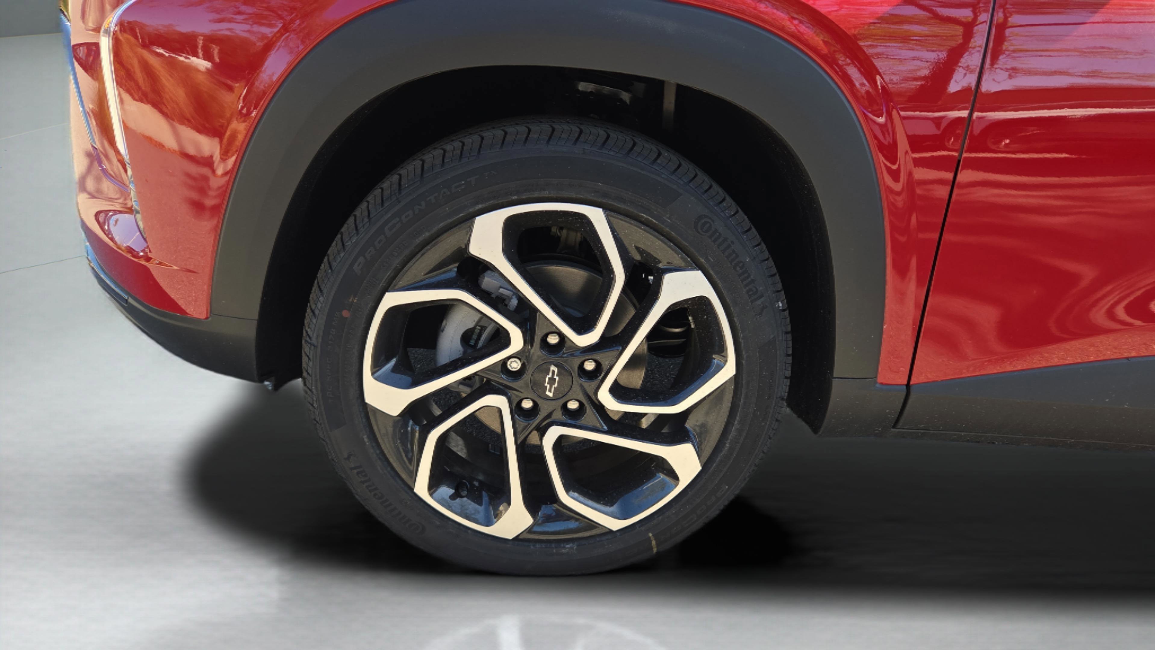 New 2026 Chevrolet Trax RS w/ Driver Confidence Package image 10