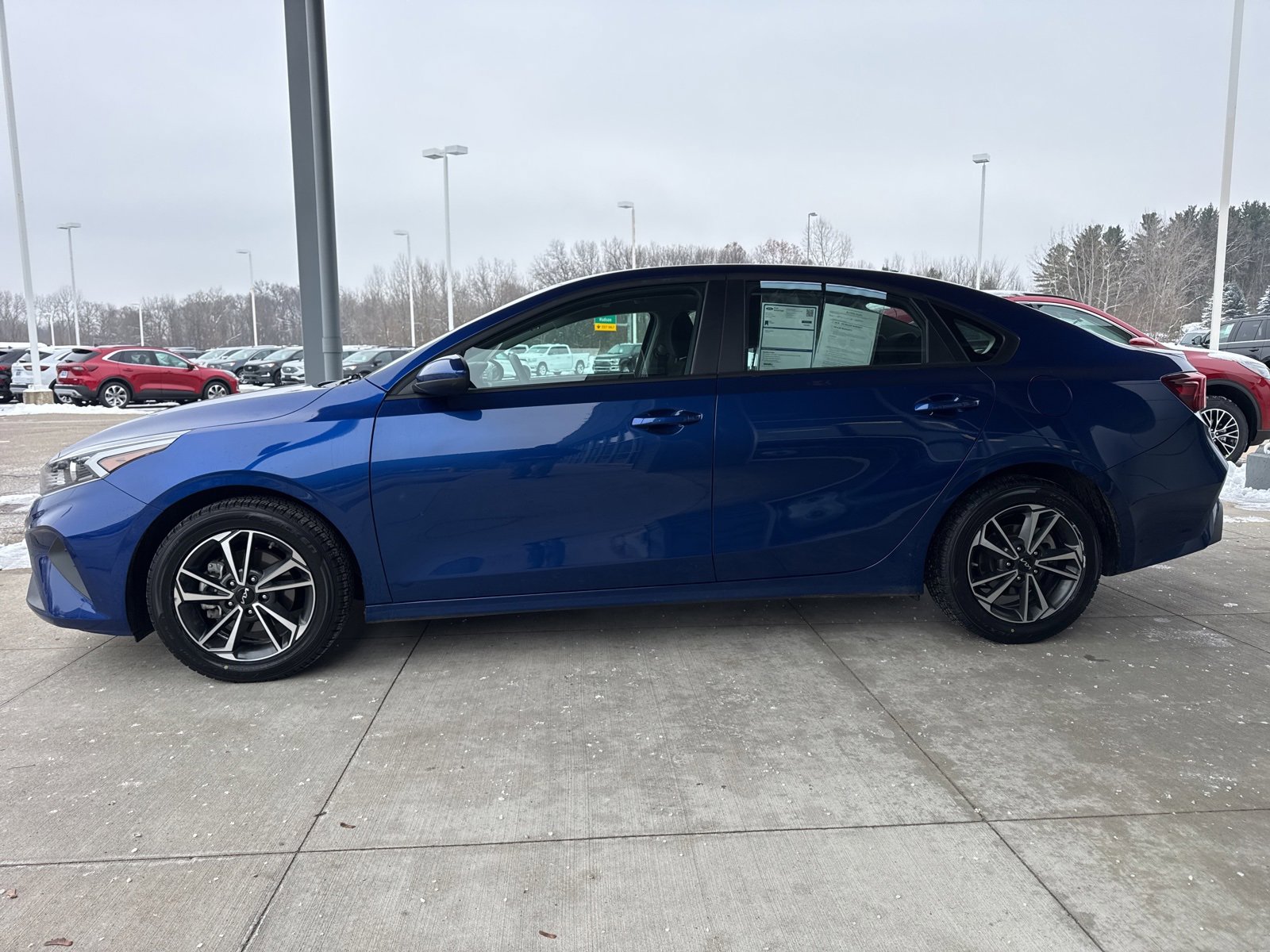 Used 2024 Kia Forte LXS image 4