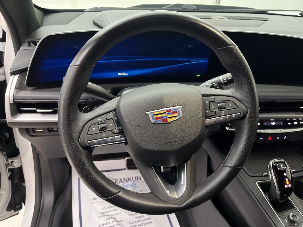 Used 2024 Cadillac XT4 Sport w/ Technology Package AWD/4WD image 18